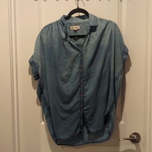 Madewell Button Down Chambray Shirt